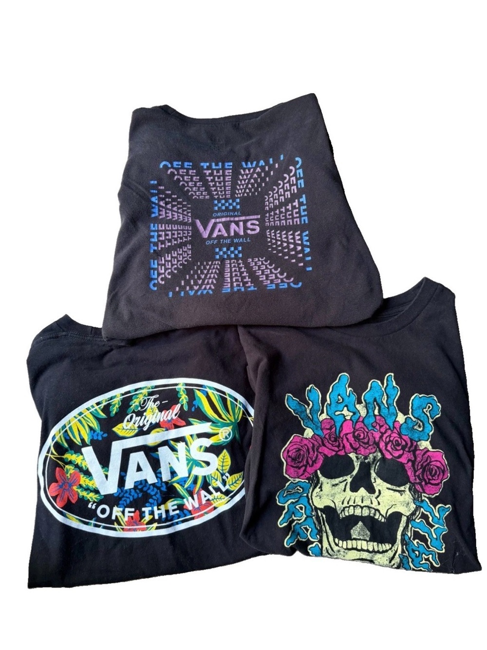 LOT OF 3 VANS SHORT SLEEVE TSHIRTS SKATE SHIRTS Small